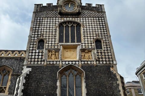 Norwich Detective Scavenger Hunt - Paseo misterioso para grupos