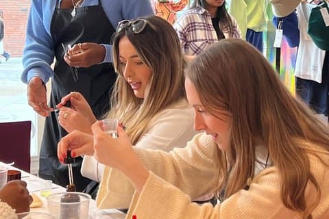 Clase de fabricación de velas a medida Crea tu propio aroma característico