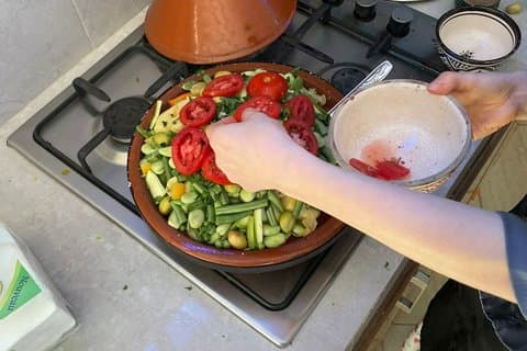 Authentieke Marokkaanse kookles Tajine en muntthee in Agadir