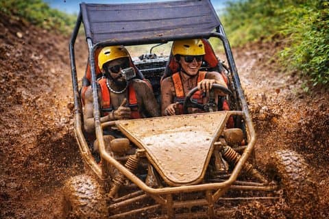 Bali Ubud Buggy Adventure gjennom jungelen, risfelt og mudder