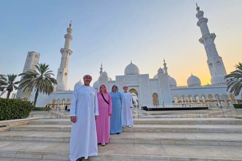 Abu Dhabi Tour from Dubai: Grand Mosque & City Key Attractions