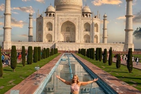 Agra e Mathura-Vrindavan: Taj, Forte Vermelho e excursão espiritual de 2 dias