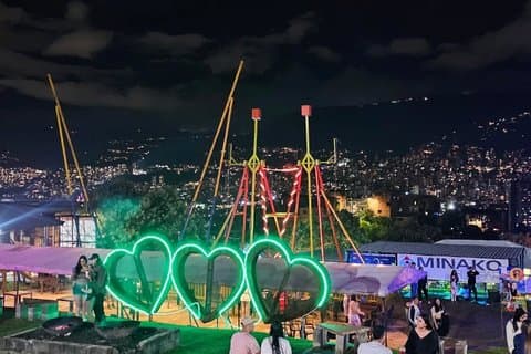 Medellín City View, Drone Shot & Salsa / Bachata Privat nat tur