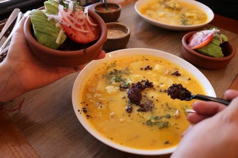 Quito Eats Food Tour med 14 + Tastings