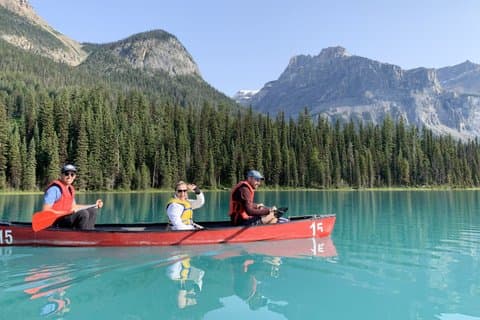 Banff: Canoe Tour, Moraine Lake & Lake Louise