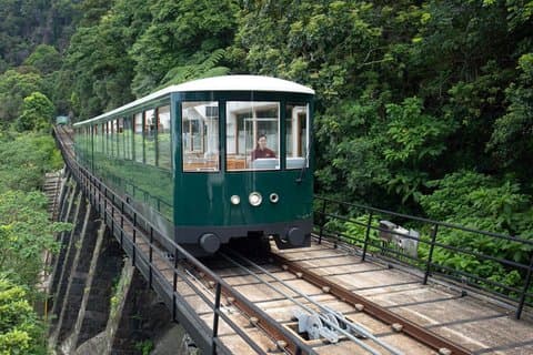 Distretto centrale, tram, Victoria Peak, tour di un giorno Madame Tussauds