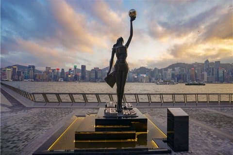 Hong Kong Victoria Harbour Tour guidato al tramonto di 3 ore e mezza