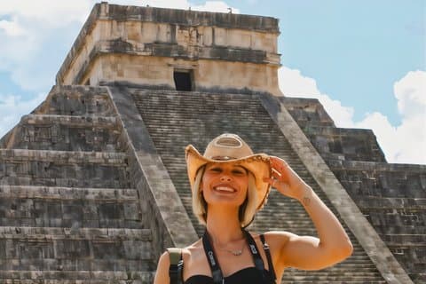 Chichen Itza Autentisk tur + Cenote svømming + Buffet + Valladolid