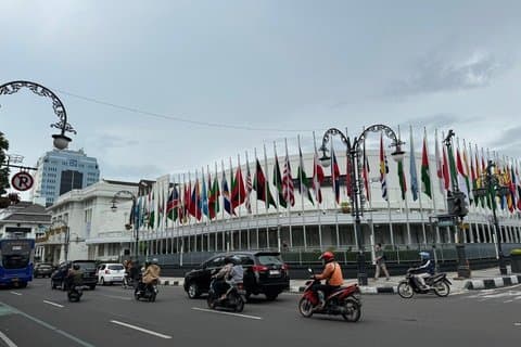 Jakarta Bandung 4 dagen 3 nachten met de sneltrein