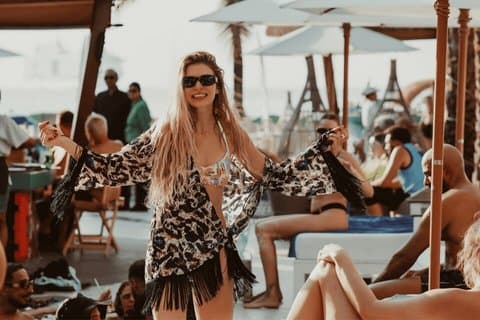 Phuket Kudo Beach Club Entrada con menú fijo