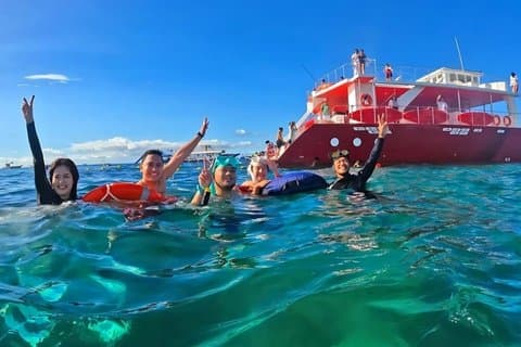 Boracay Party Boat: Yacht Adventure with DJ & Water Sports