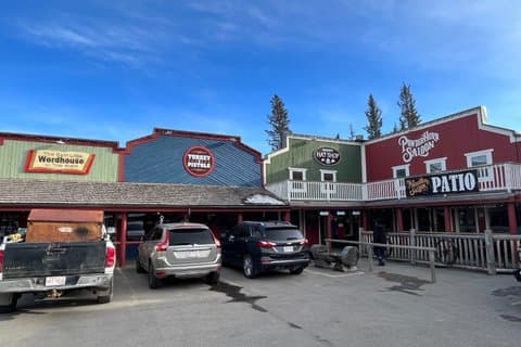 Tour privato di mezza giornata di Foothills & Bragg Creek - da Calgary