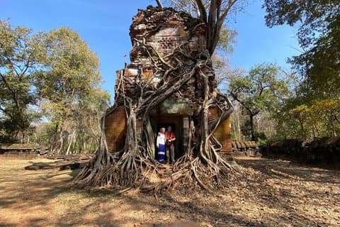 Kulen Waterfall & Koh Ker Lost City Viaje