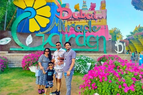 Global Village & Dubaï Miracle Garden Tour avec Billets + Pickup