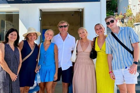 Santorini destaca tour en grupo pequeño con auténtico almuerzo griego