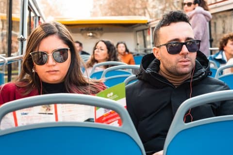 48-Hour "Gray Line" Milan Hop-On Hop-Off Tour with Audio Guide