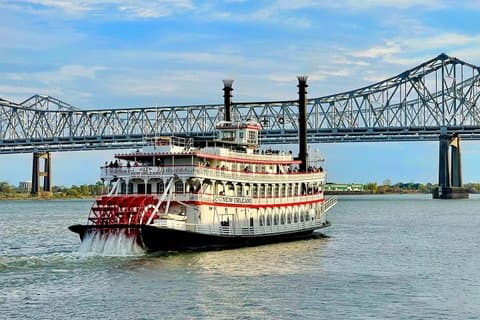 Restauranter i nærheten av New Orleans Riverboat Jazz Brunch Cruise