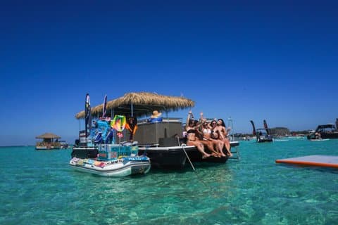 Bateau privé Crab Island Tiki Location privée