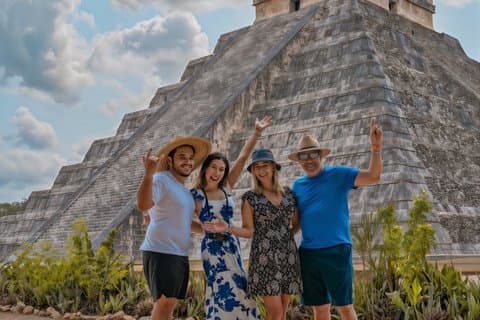 Chichén Itzá, Cenote Suytún og Cenote Ikkil guidet tur