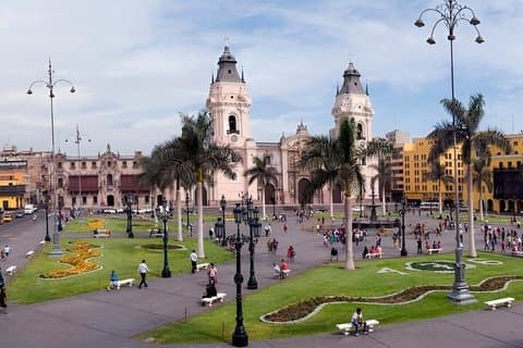 Lima bytur-kombinasjon + Paracas – Ica heldagstur fra Lima