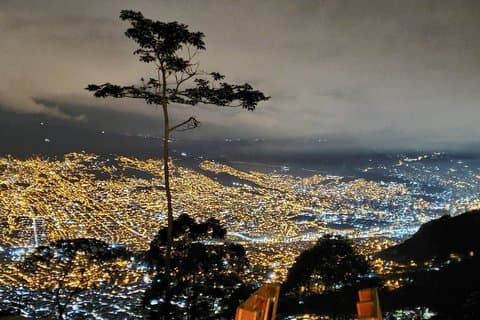 Nachttour langs de mooiste uitzichtpunten van Medellín