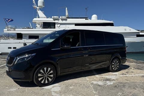 Flughafentransfer : Ibiza Central zum Flughafen IBZ mit dem Luxusvan