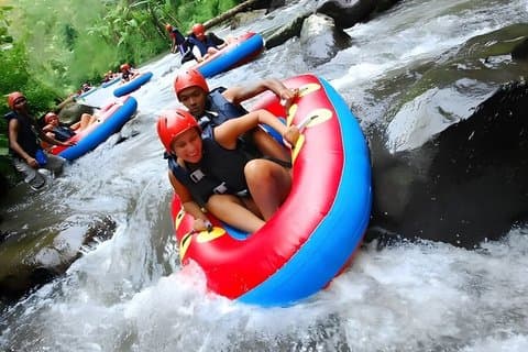 Aventura en el río Pakerisan en Bali