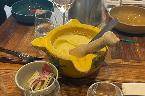 Aromen von Marseille: Aioli und mediterrane Köstlichkeiten