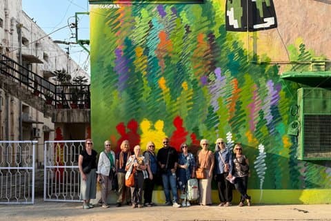 Delhi Street Art en verborgen graf tour in Lodhi Art District