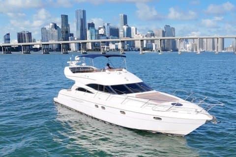 Yacht di lusso 60FT in Miami attività privata con due moto d'acqua