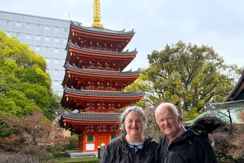 Hakata Serenity Tour: Tempel, Gärten & Flusskreuzfahrt