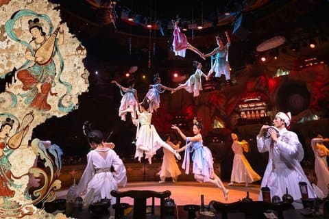 Shanghai Xuyan Immersive Bankett mit Show Say Dunhuang