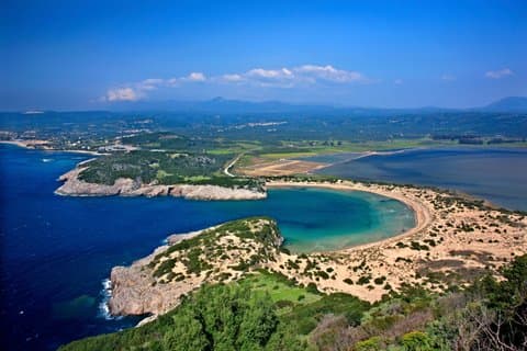 Privat transfer från Aten till Costa Navarino med 2h Stop