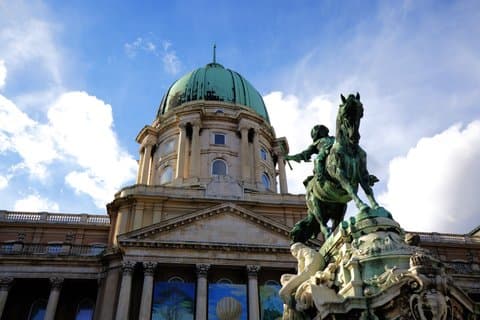 Grand City Tour