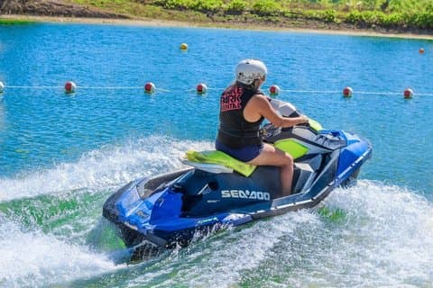 Jet-Ski-Abenteuer: Adrenalin und Geschwindigkeit in Punta Cana