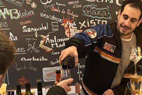 De la vigne au verre : Vins de petits producteurs