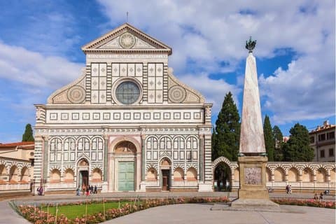 Entrada a la Basílica de Santa Maria Novella Florencia con Audio