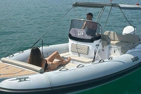 Excursion en bateau privée Golfe des Poètes - Demi-journée