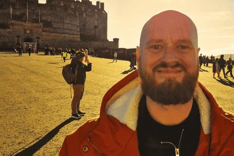 History of Edinburgh Walking Tour: With A Comedian
