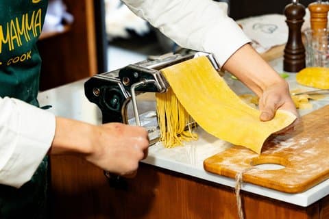 Food Walk, Pasta & Tiramisu Cooking Class with Wine