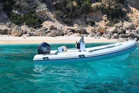 Capo Rizzuto: dinghy tour to Le Castella