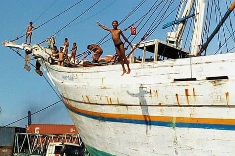 ジャカルタからバンドンまで3泊4日車で移動