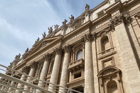 Guided tour of St. Peter's Basilica with free Gelato!