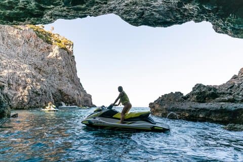Jet-Ski Tour and Snorkelling to Jack Sparrow Cave