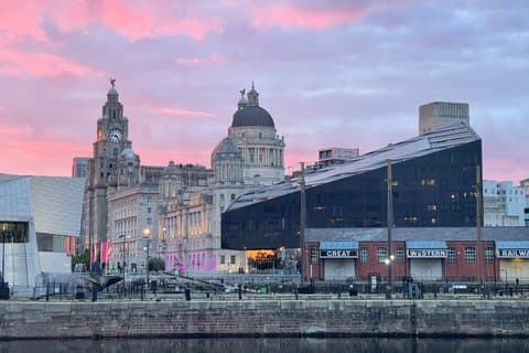 Liverpool por la noche – Tour nocturno flexible privado