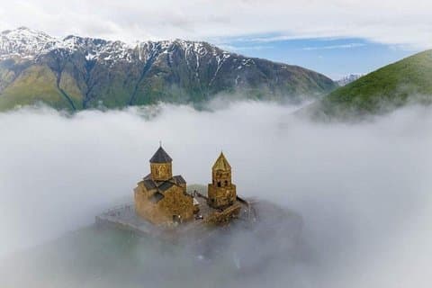 Kazbegi Eendaagse reis door Georgië meest verbluffende route