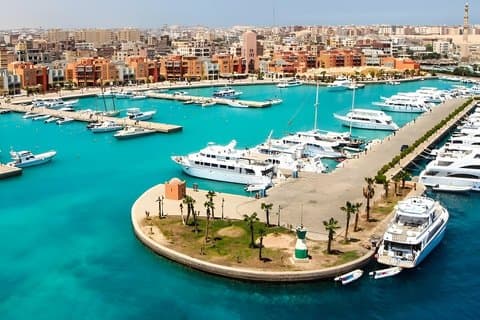 Hurghada : City Tour with Seafood Lunch, Big Mosque & Shopping
