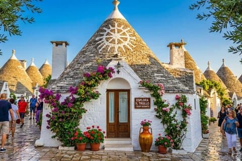From Lecce : Alberobello, Locorot, Ostuni, guided tour & Brunch