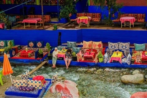 Marrakech: Ourika valley, atlas mountains: waterfalls lunch