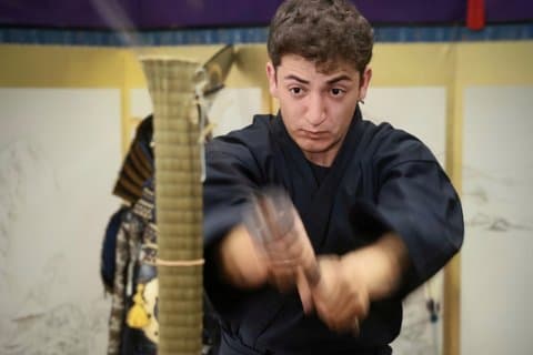 Trial slashing i Bushido med Samurai Sword reelle sharpnes